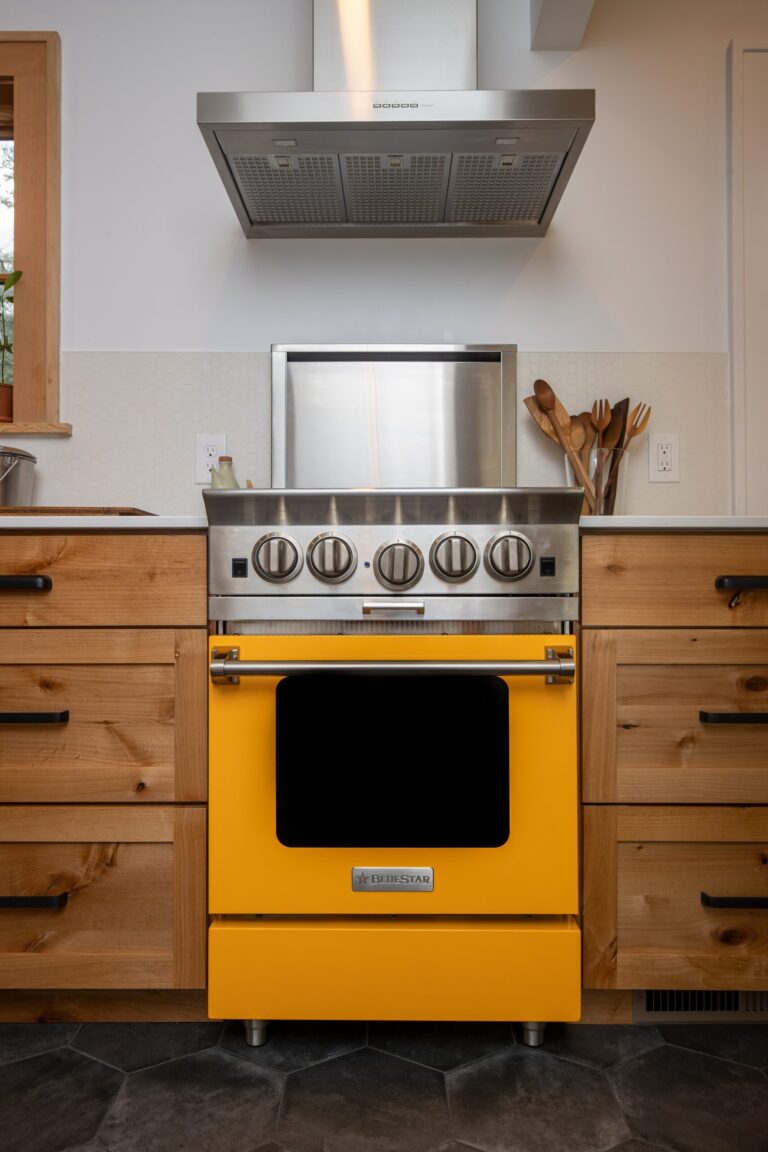 NE Portland Kitchen Remodel stove and cabinets