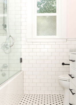 NE-Portland-bathroom-remodel-walk-in-shower-and-tub(3)